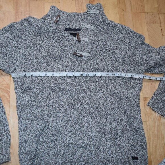 J.B. HOLT "The Jefferson" From the Buckle Men's Sz L Quarter Button Sweater - Picture 6 of 6